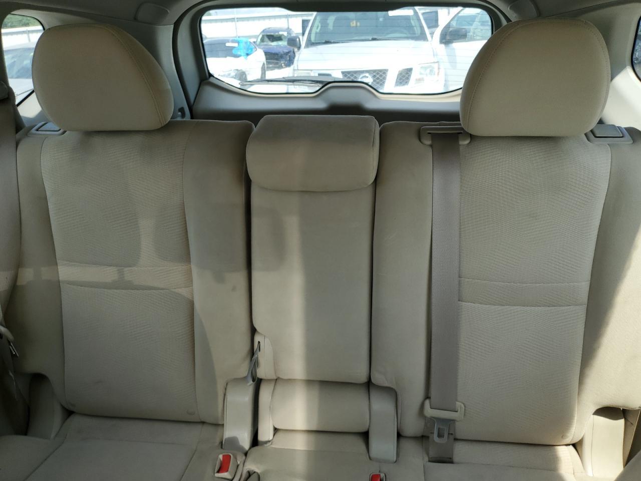 2015 NISSAN ROGUE