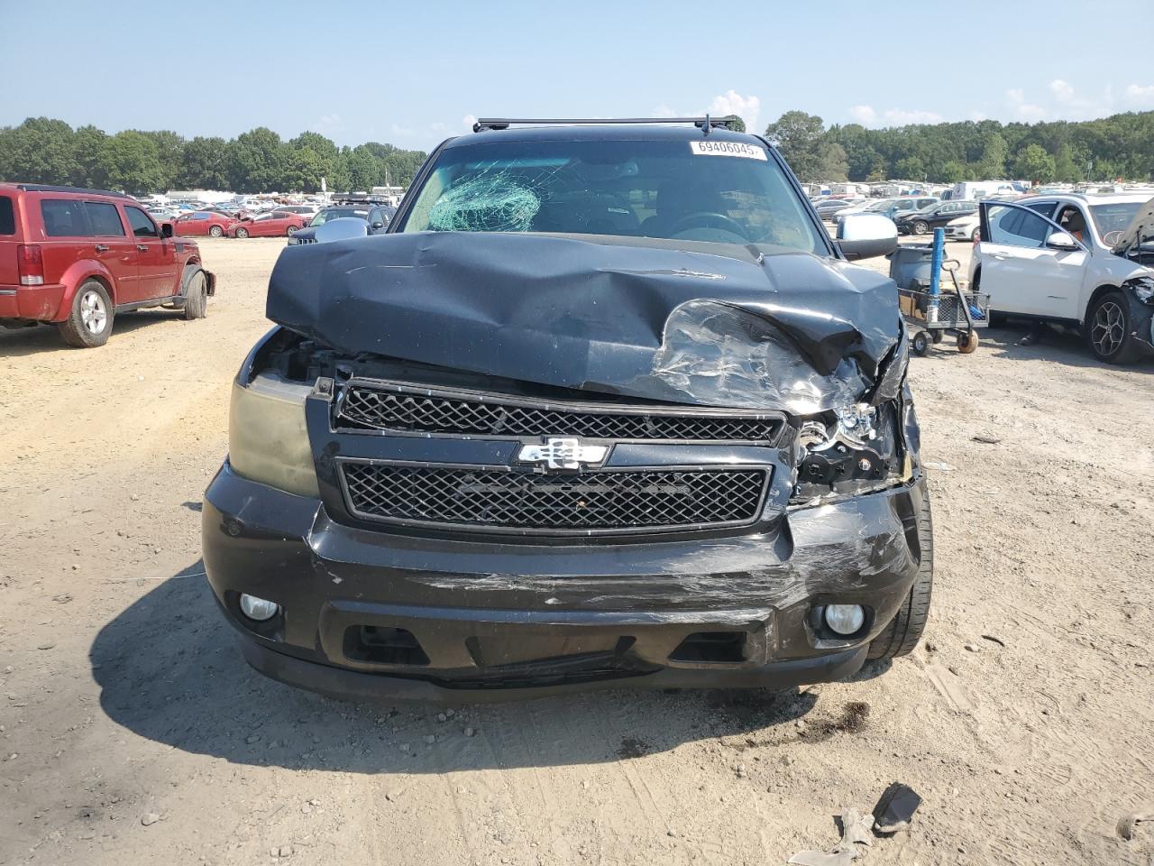 2011 CHEVROLET Tahoe