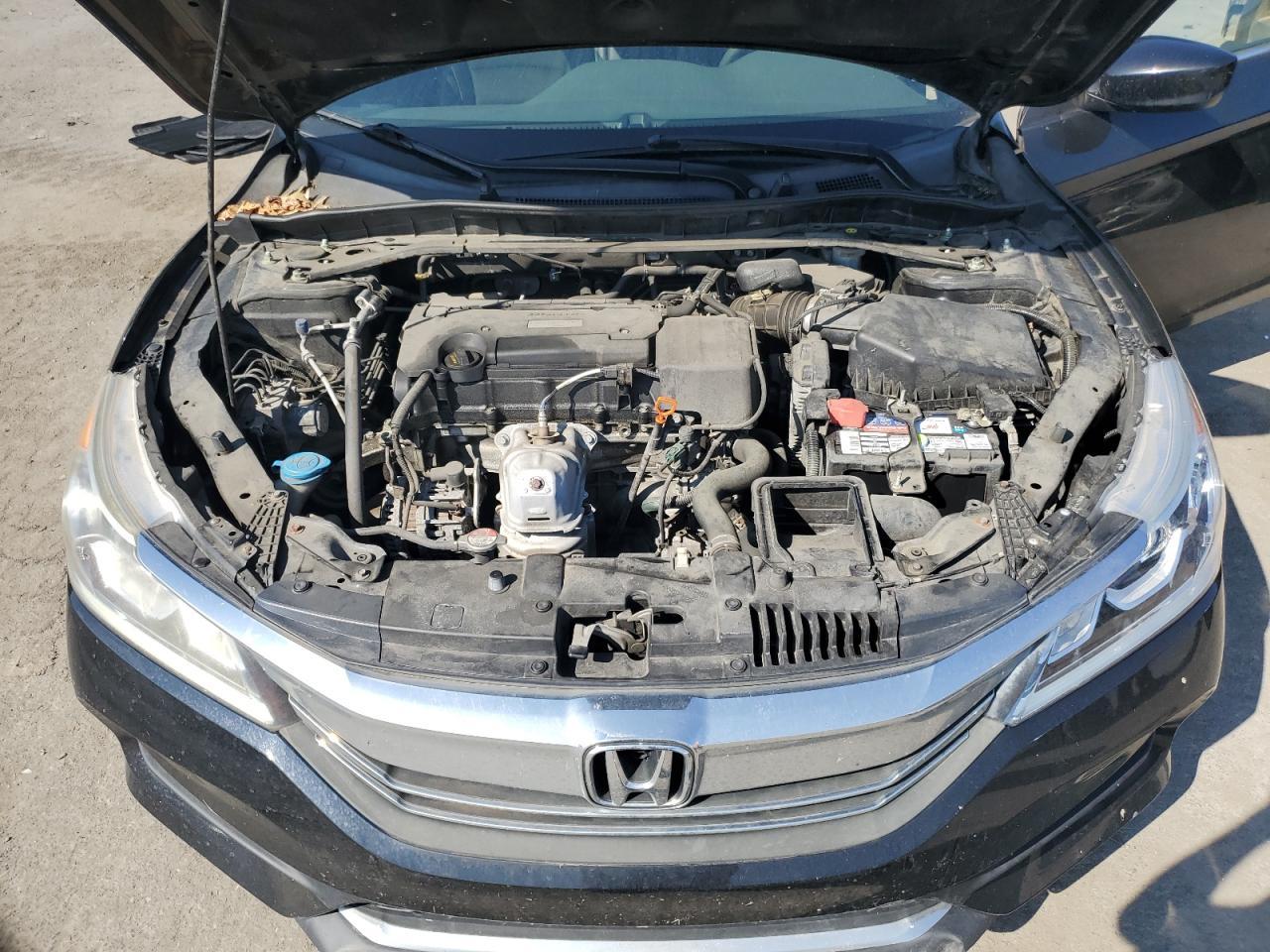 2017 HONDA ACCORD