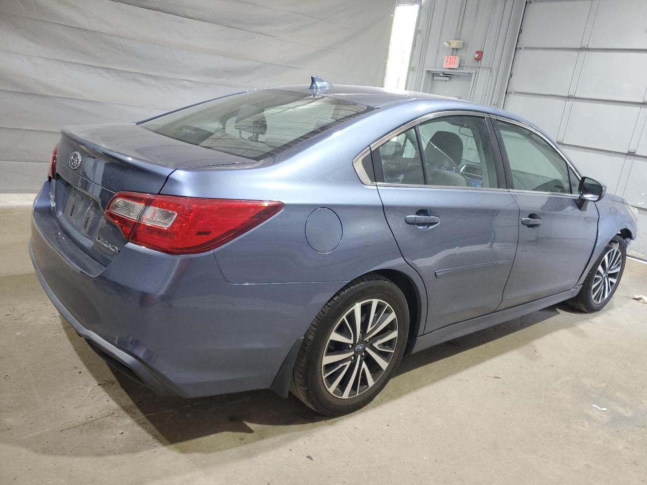 2018 SUBARU Legacy