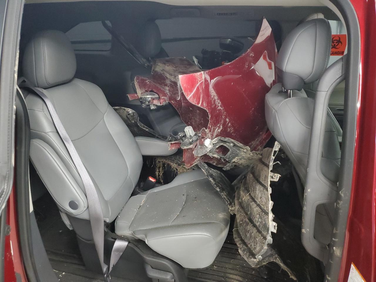 2024 TOYOTA SIENNA