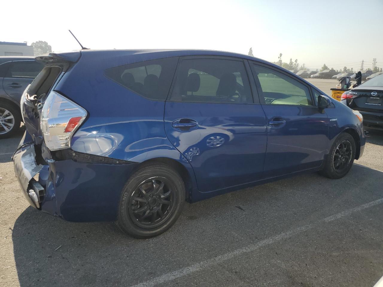 2012 TOYOTA PRIUS V