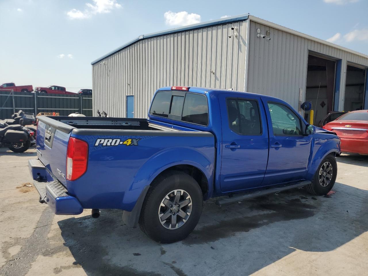 2014 NISSAN Frontier
