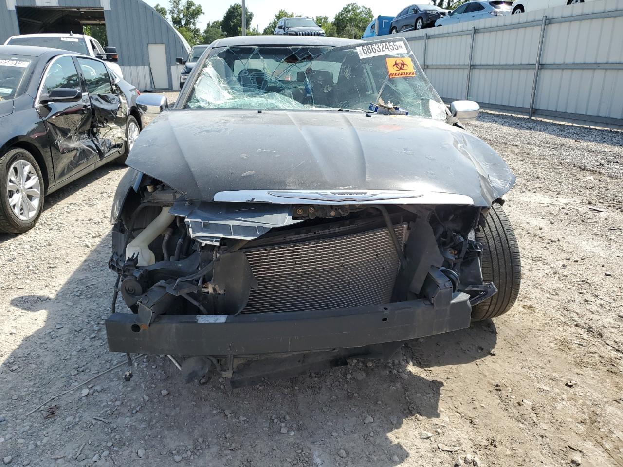 2012 CHRYSLER 200