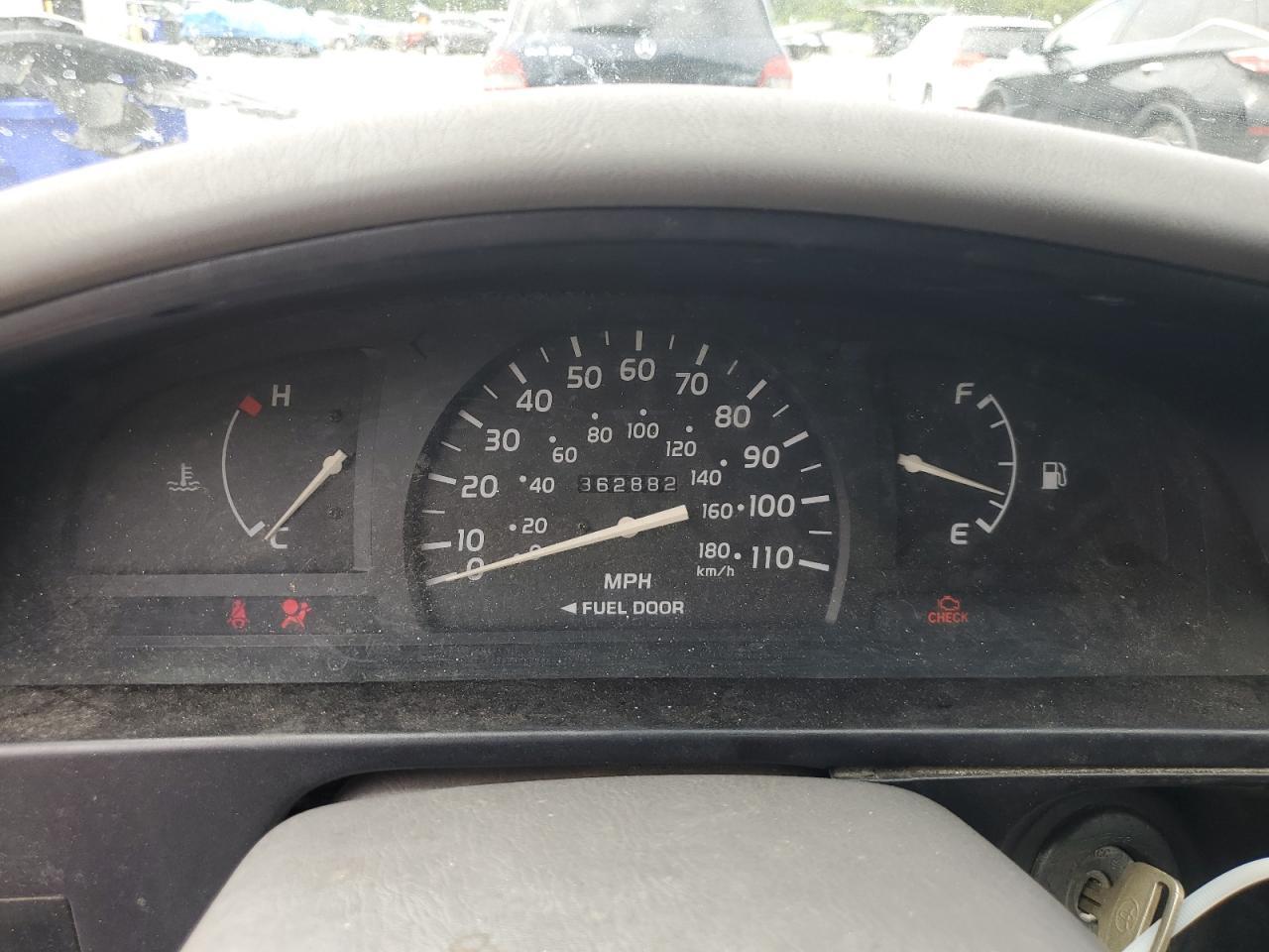 2001 TOYOTA TACOMA