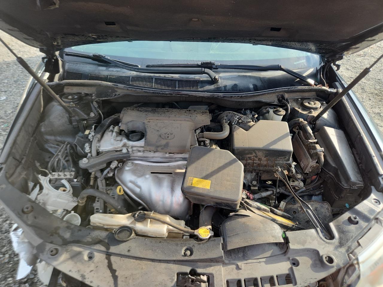 2014 TOYOTA CAMRY