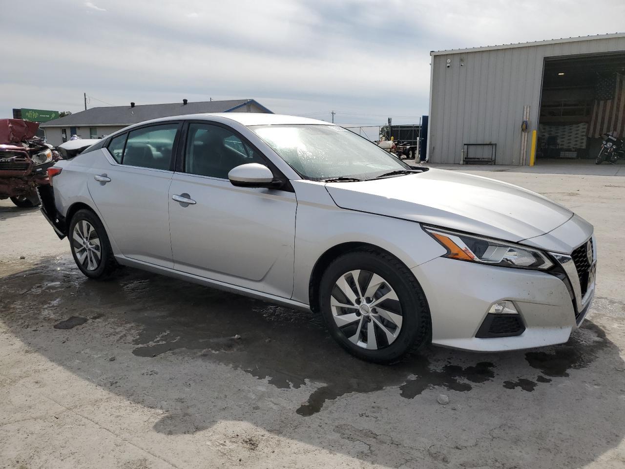 2020 NISSAN ALTIMA