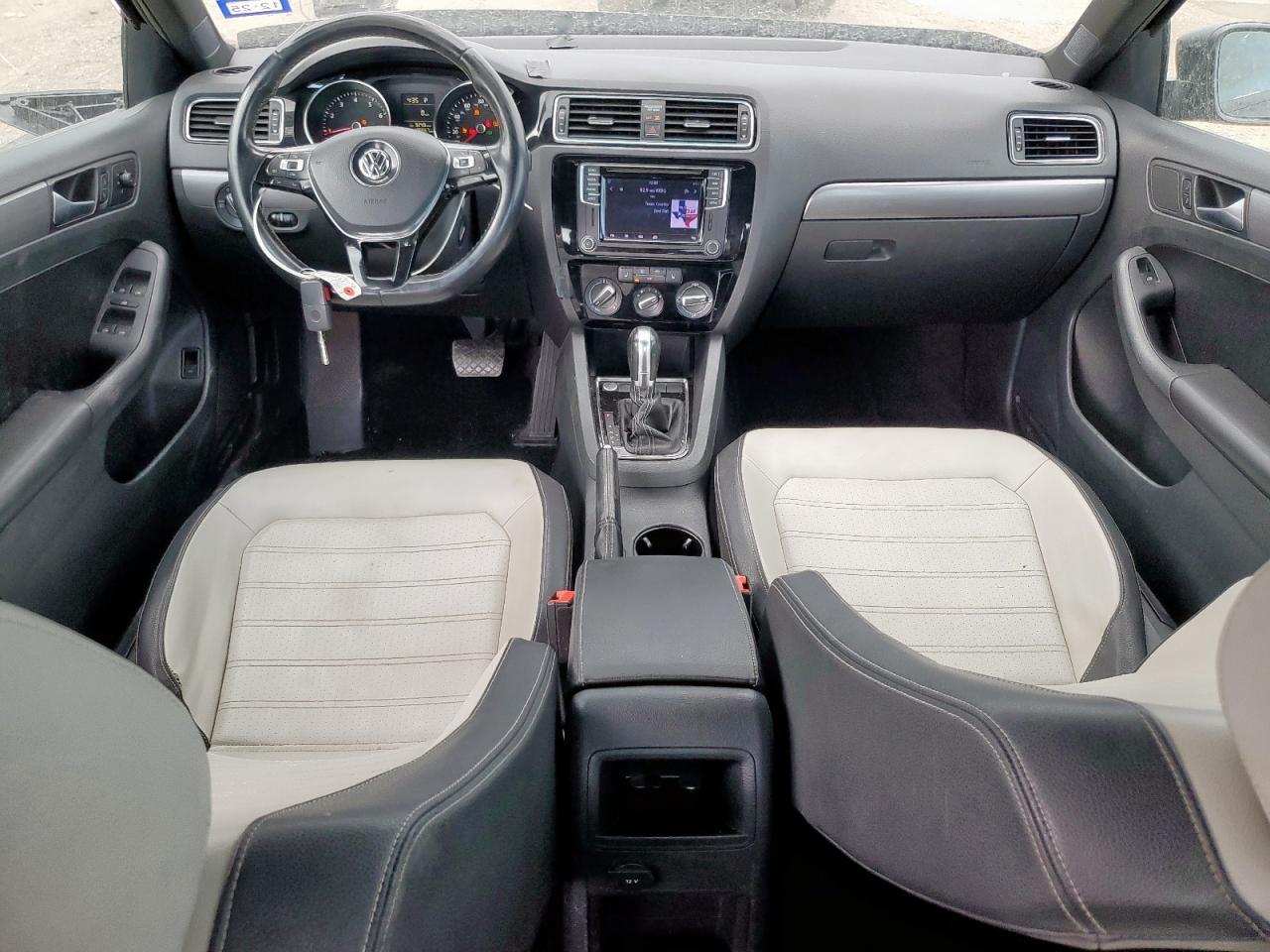2016 VOLKSWAGEN JETTA