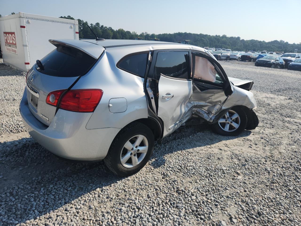 2013 NISSAN ROGUE