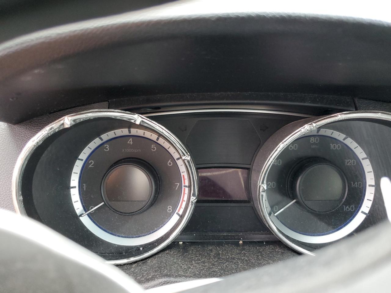 2011 HYUNDAI SONATA