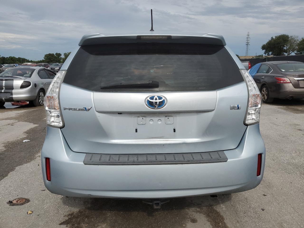 2012 TOYOTA PRIUS V