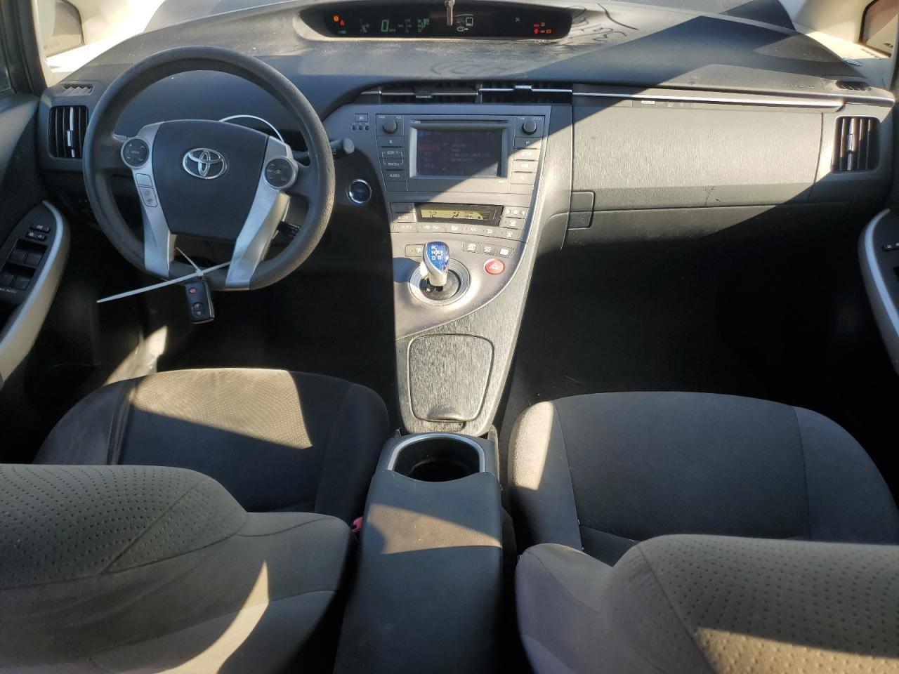 2013 TOYOTA PRIUS