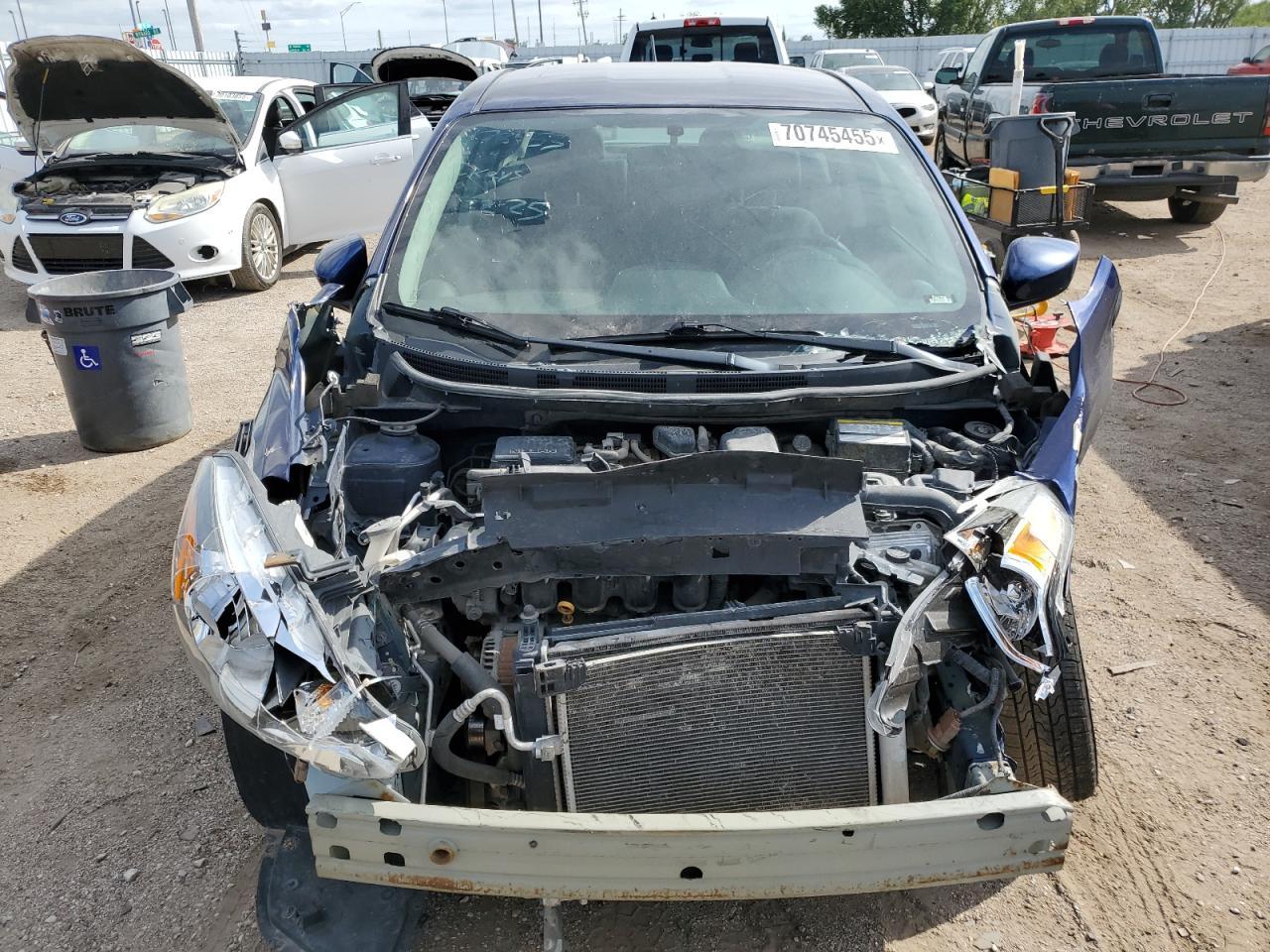 2019 NISSAN VERSA