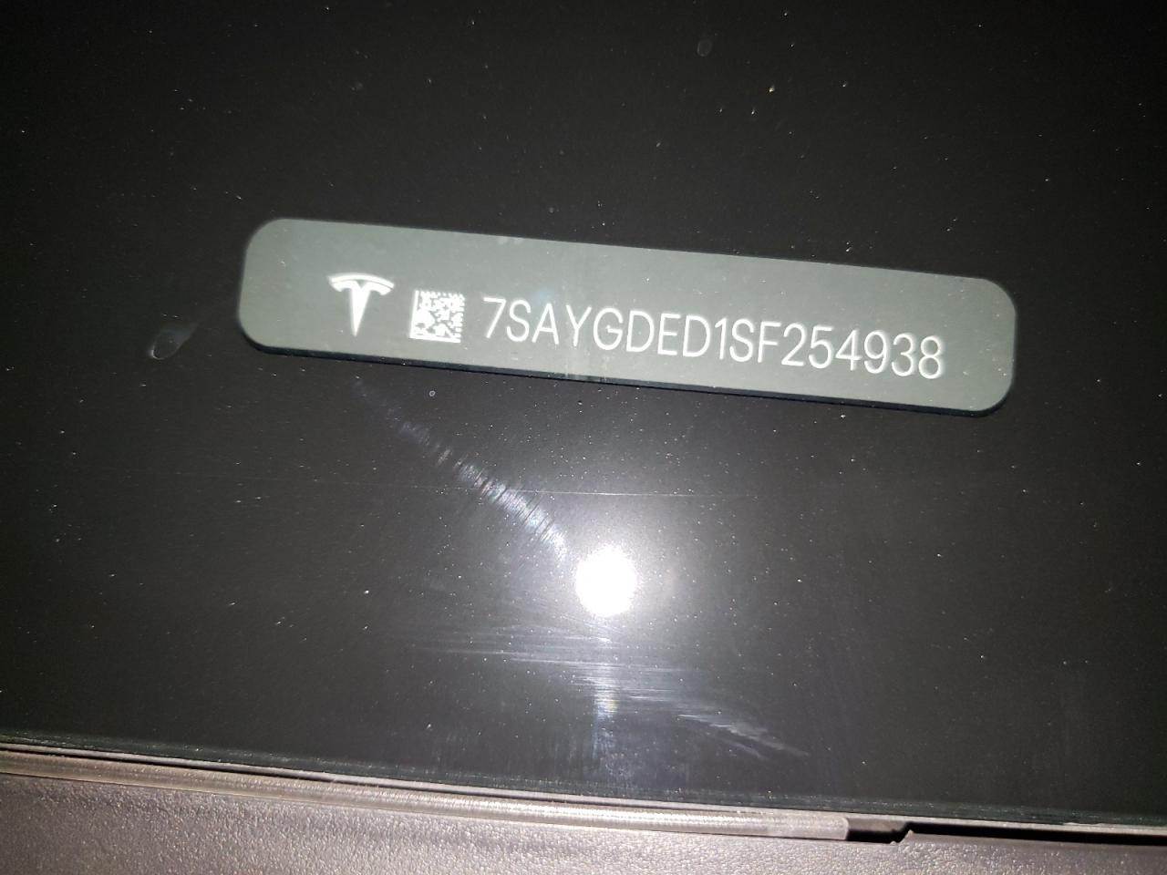 2025 TESLA MODEL Y