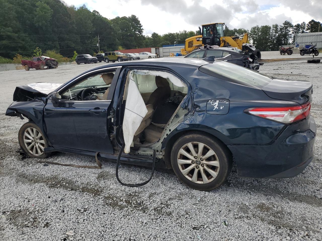 2018 TOYOTA CAMRY