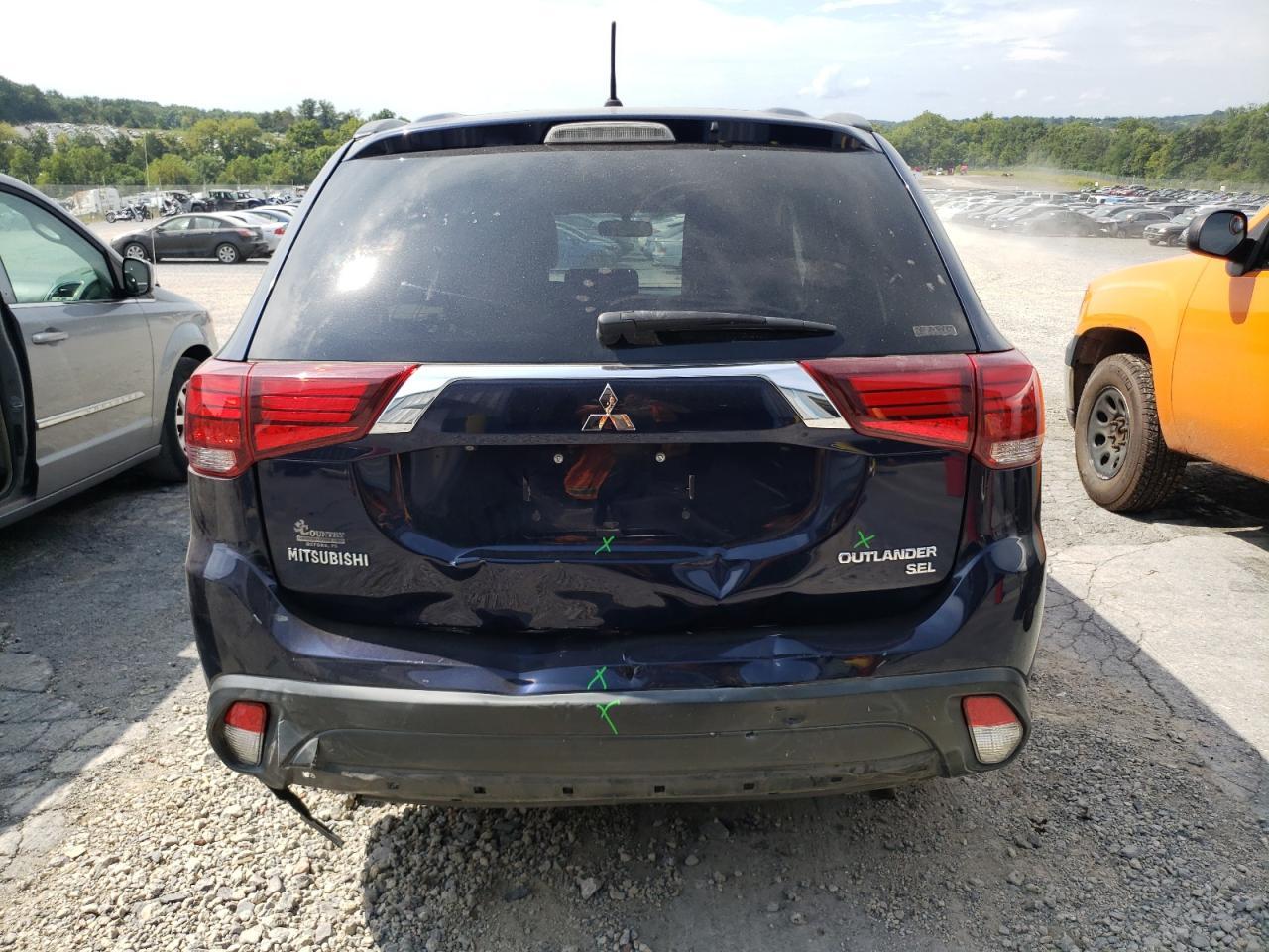2016 MITSUBISHI outlander