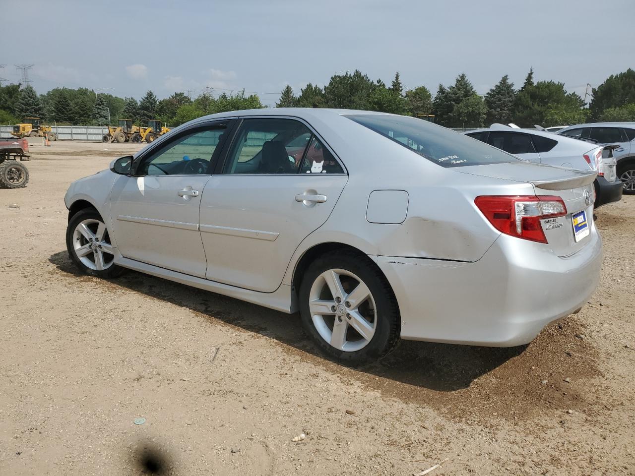 2014 TOYOTA CAMRY