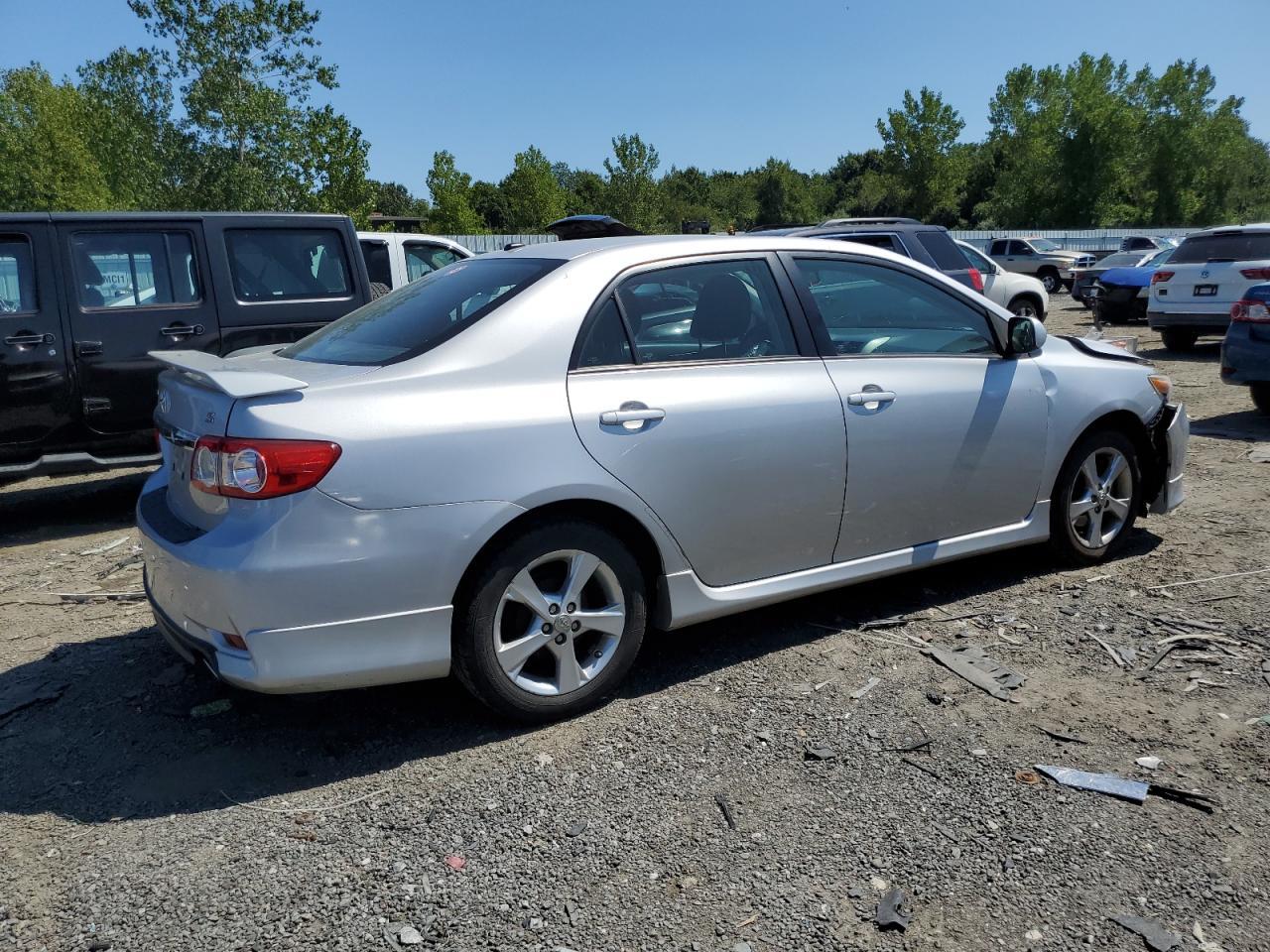 2011 TOYOTA COROLLA