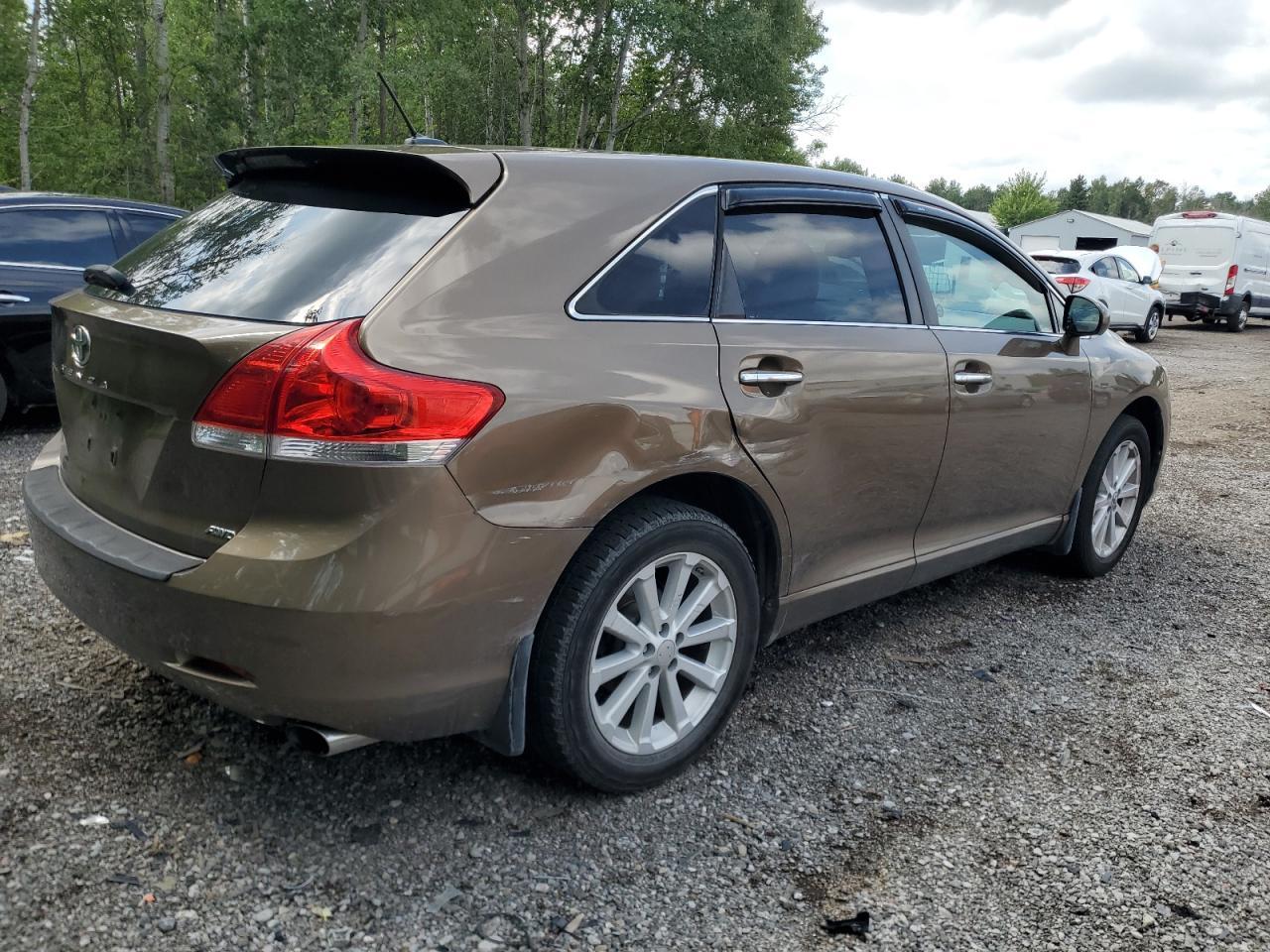2011 TOYOTA VENZA