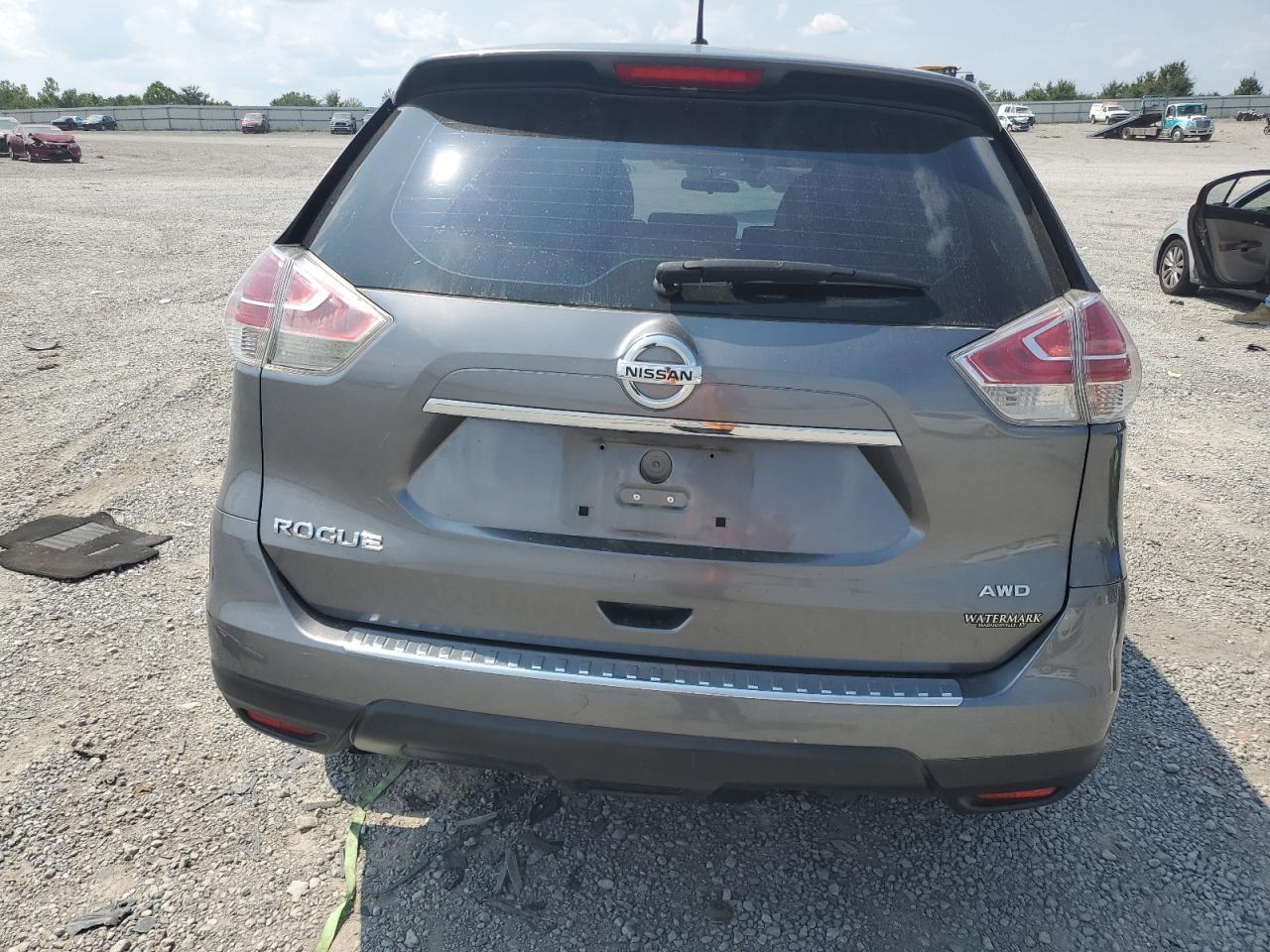 2015 NISSAN ROGUE