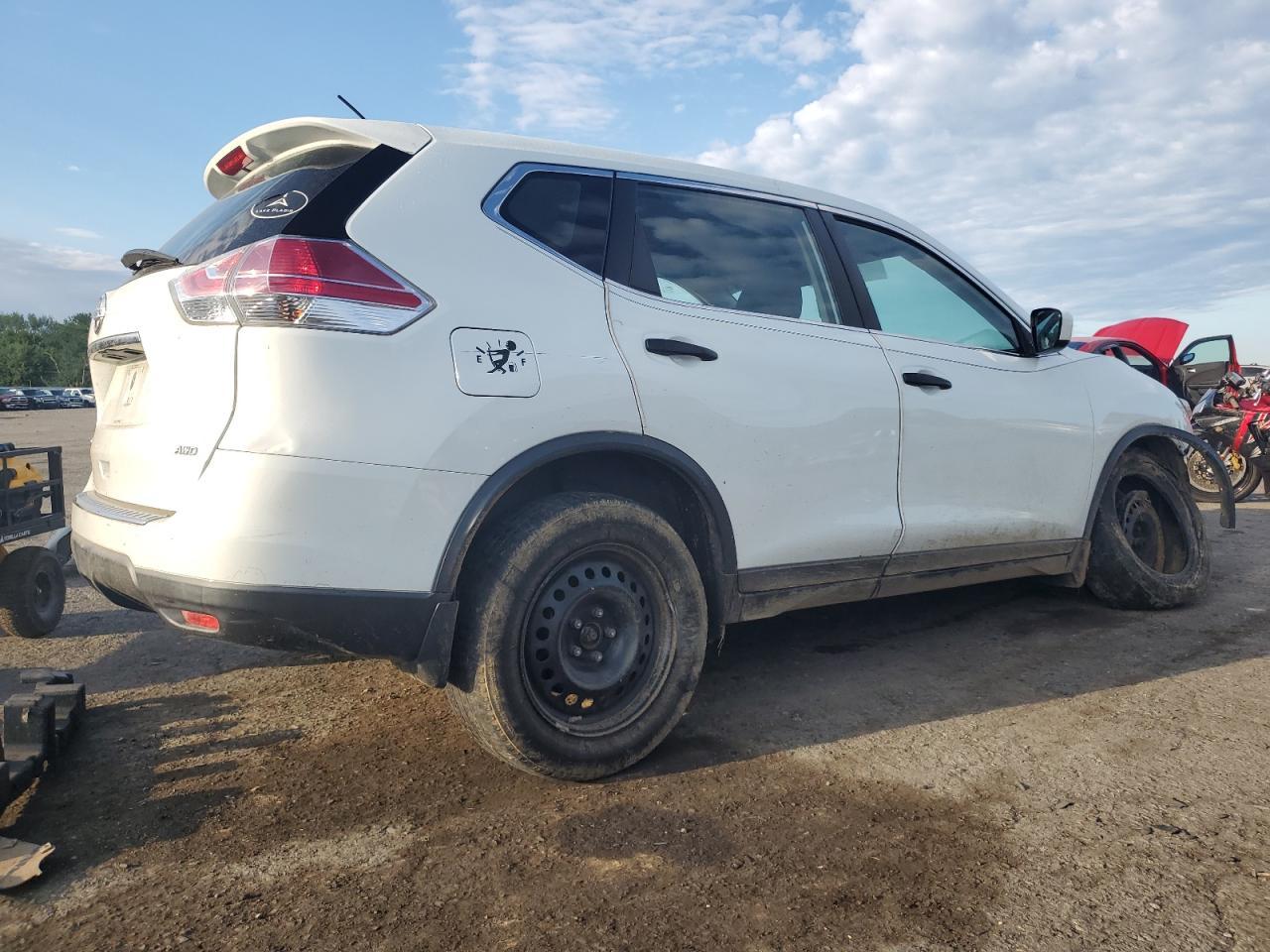 2016 NISSAN ROGUE