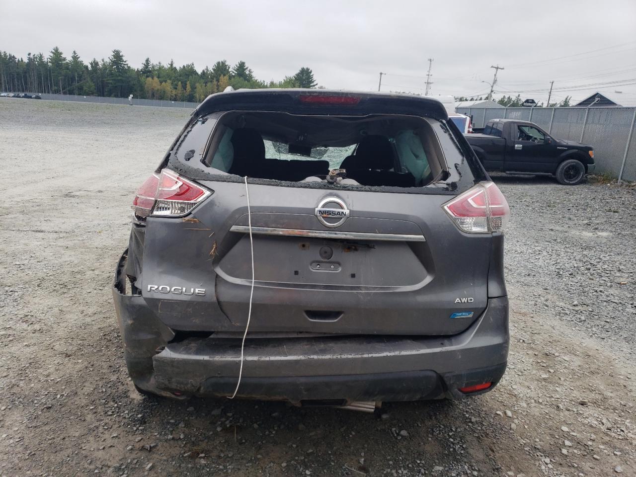 2015 NISSAN ROGUE