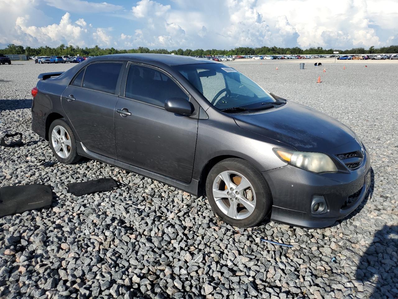 2013 TOYOTA COROLLA