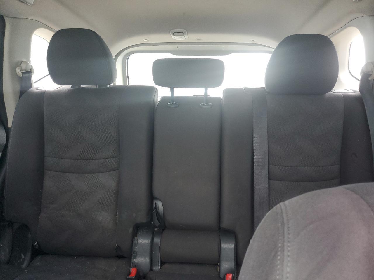 2016 NISSAN ROGUE