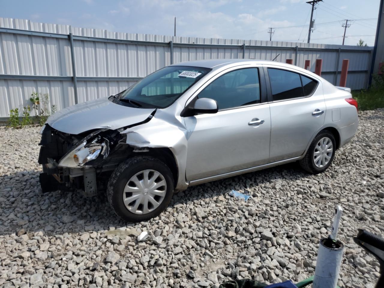 2013 NISSAN VERSA