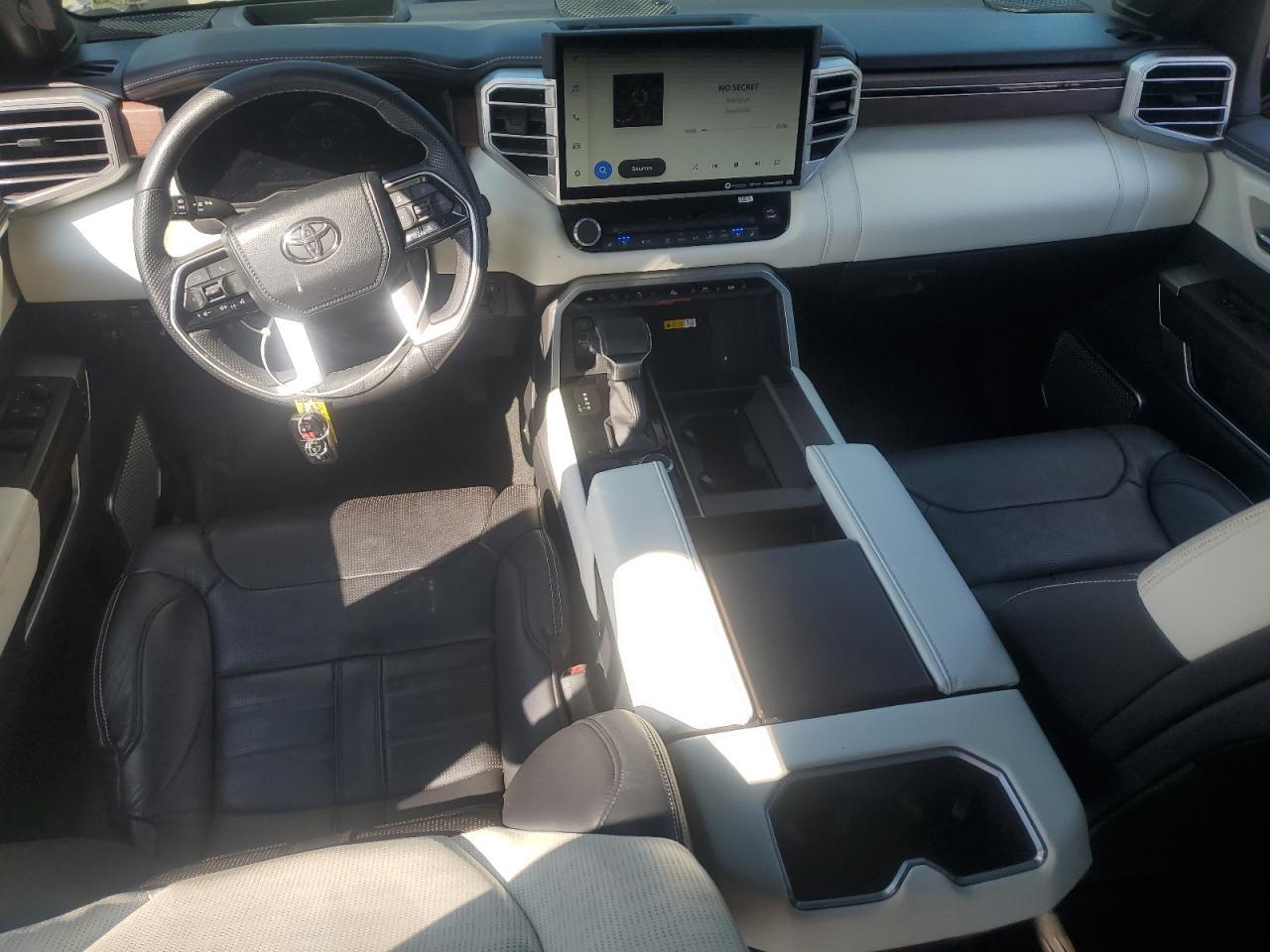 2024 TOYOTA TUNDRA