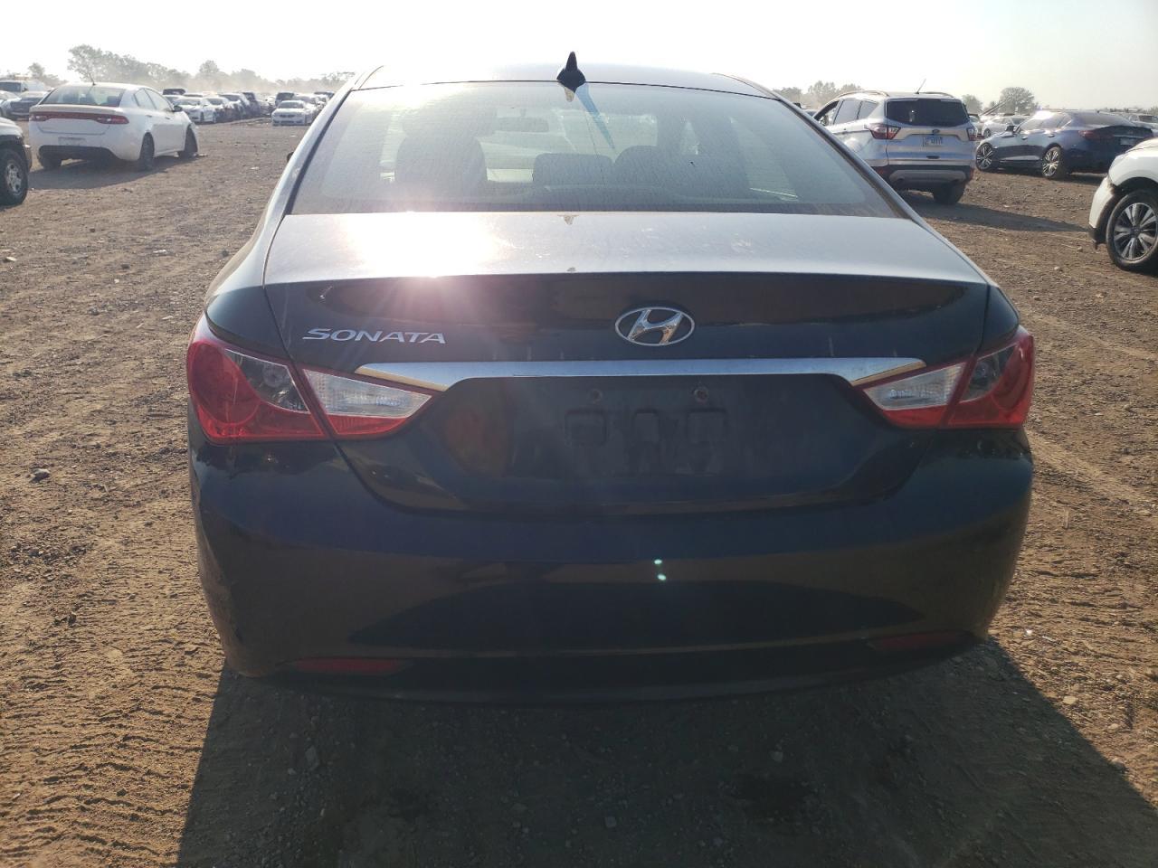 2011 HYUNDAI SONATA