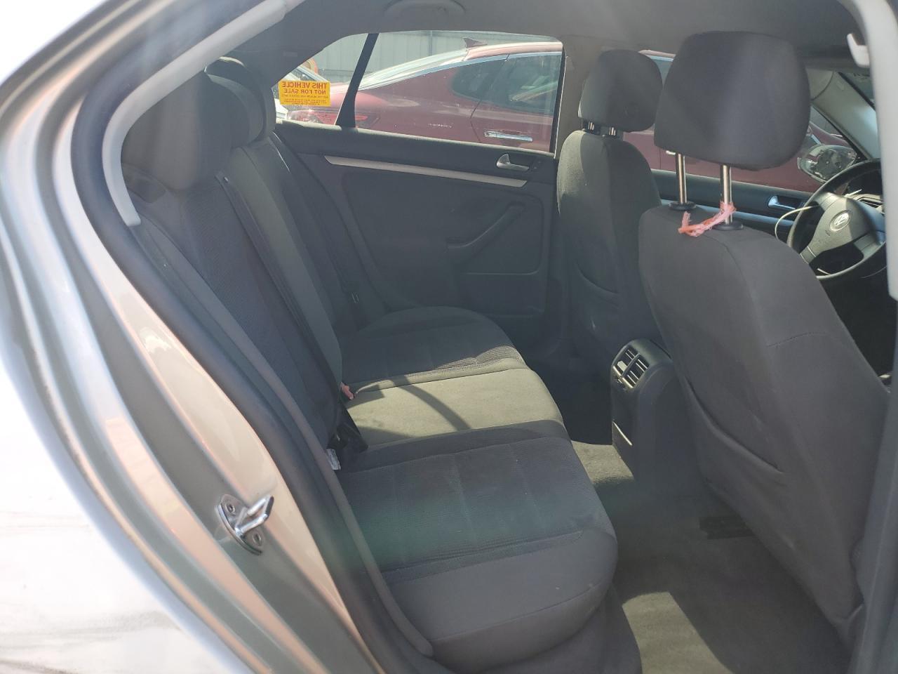 2006 VOLKSWAGEN JETTA