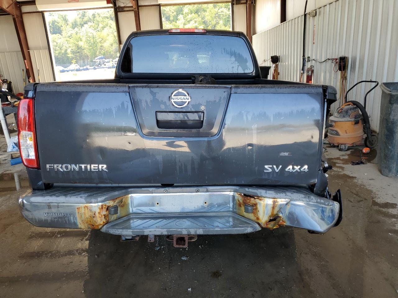 2011 NISSAN Frontier