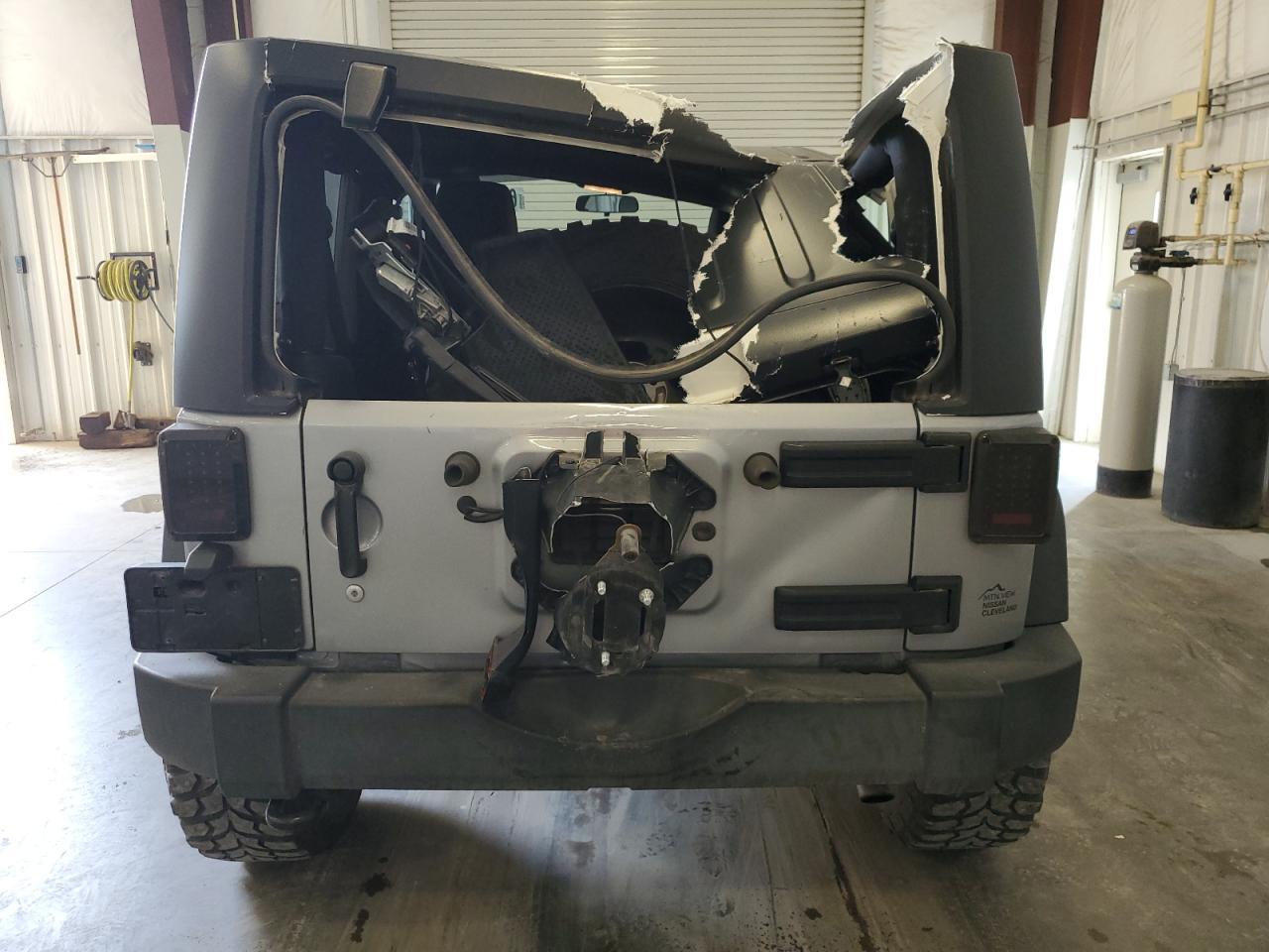2016 JEEP WRANGLER