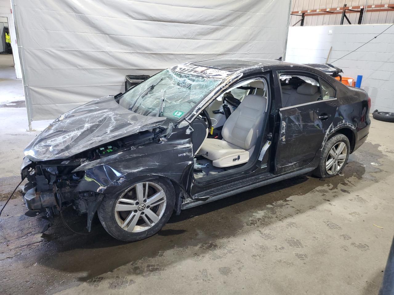 2014 VOLKSWAGEN JETTA