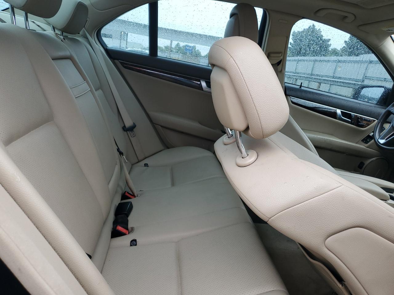 2012 MERCEDES-BENZ C-CLASS