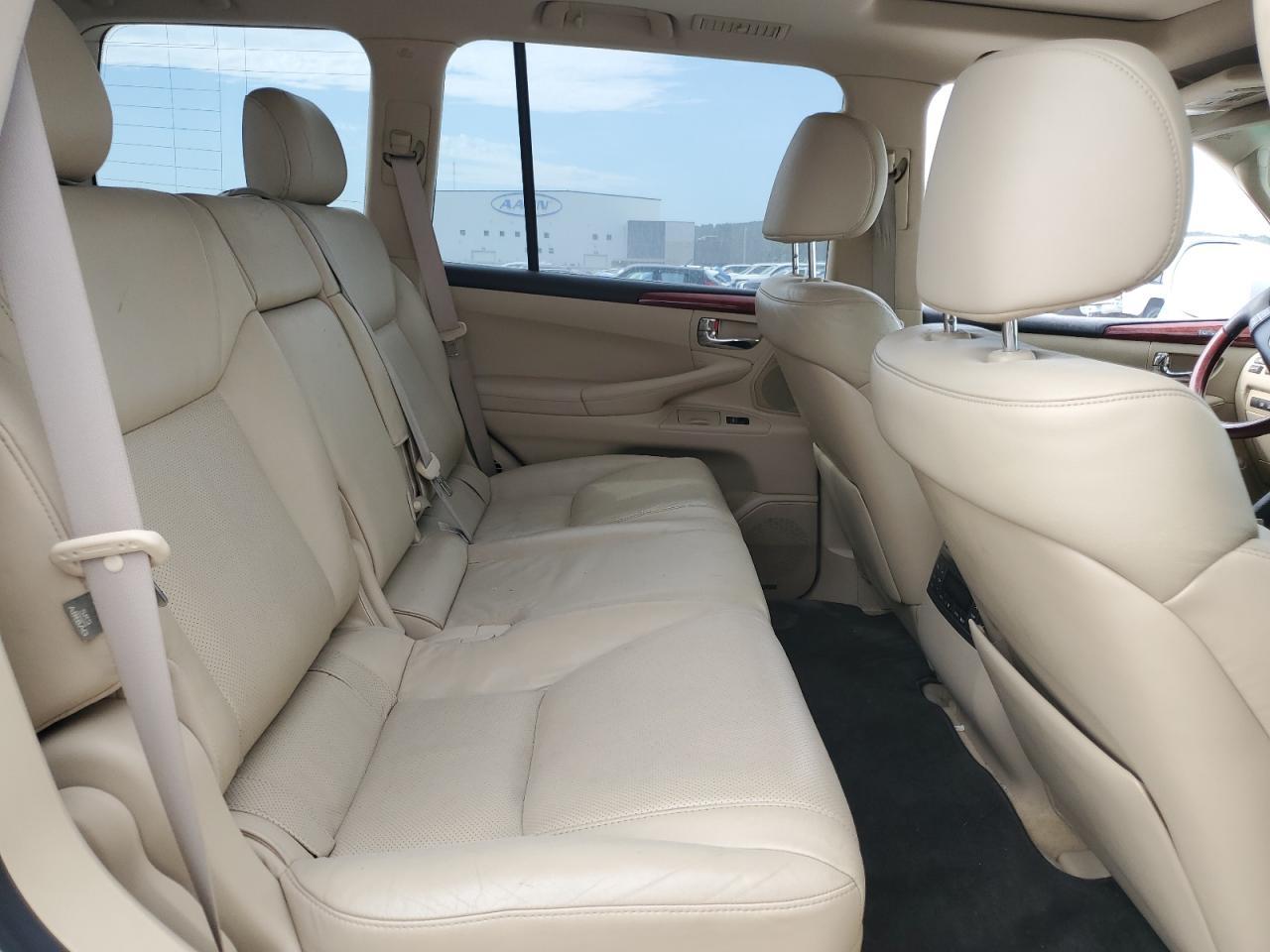 2010 LEXUS LX 570