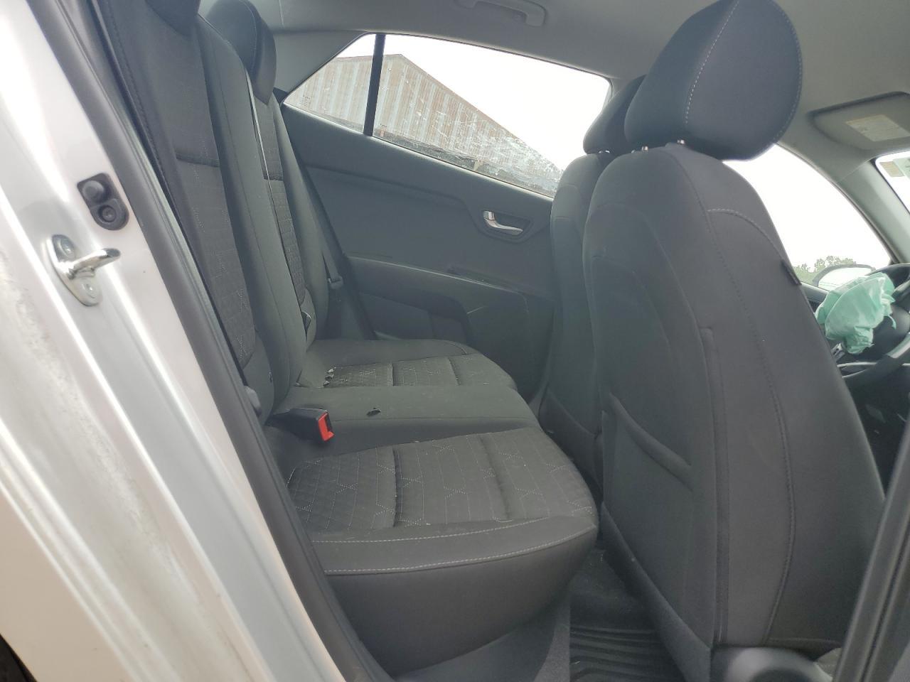 2023 KIA RIO