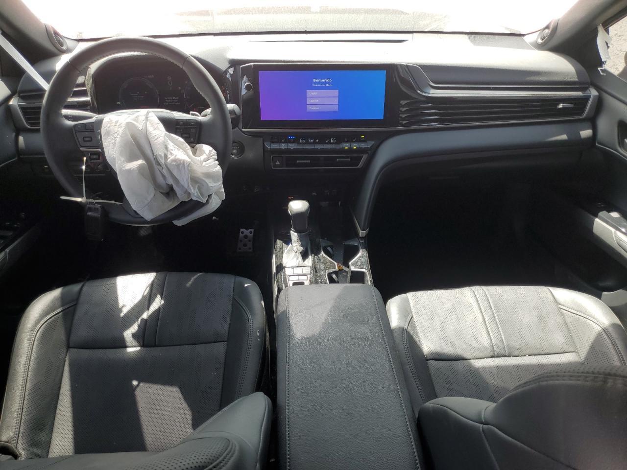 2025 TOYOTA CAMRY