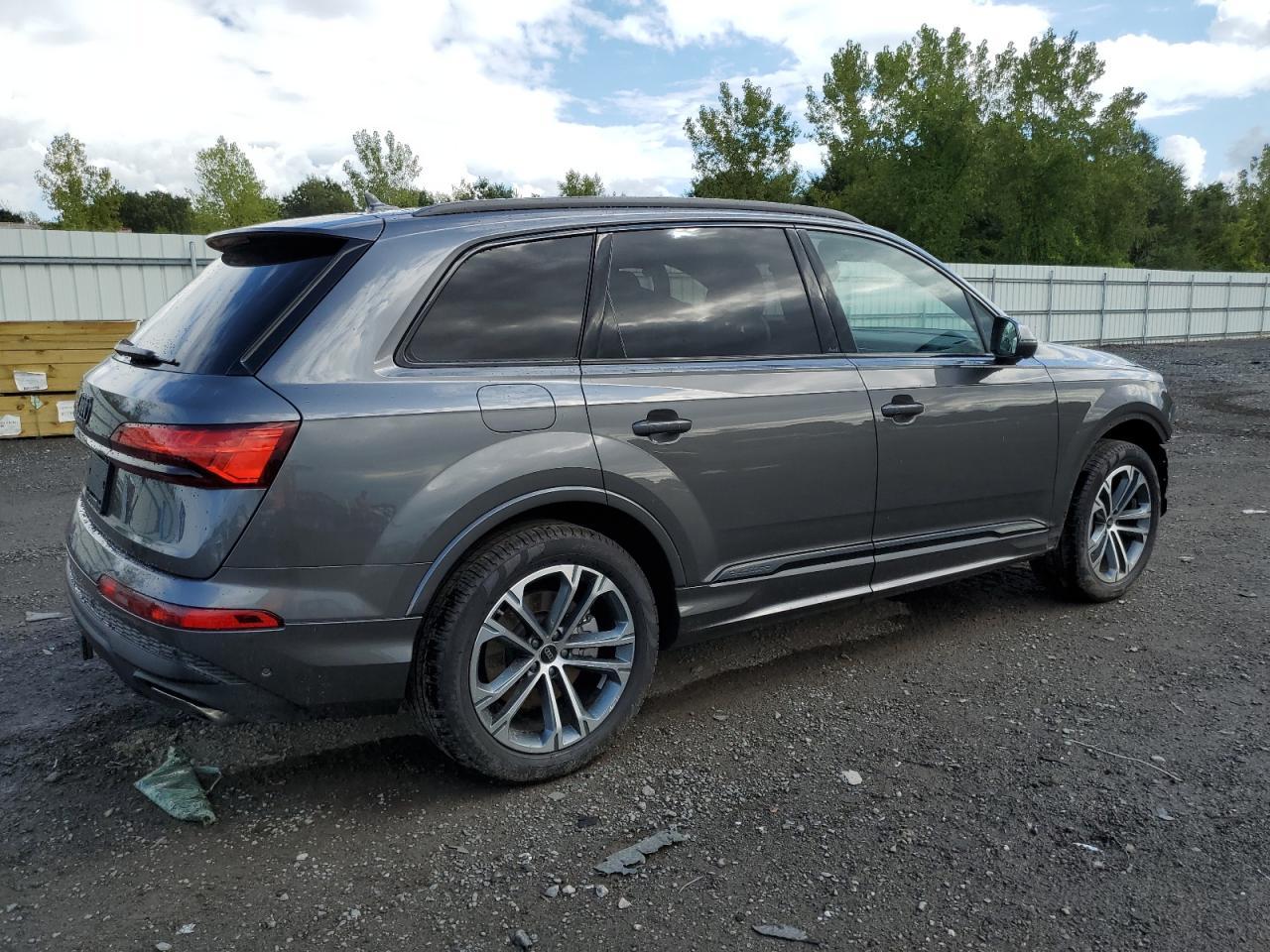2025 AUDI Q7