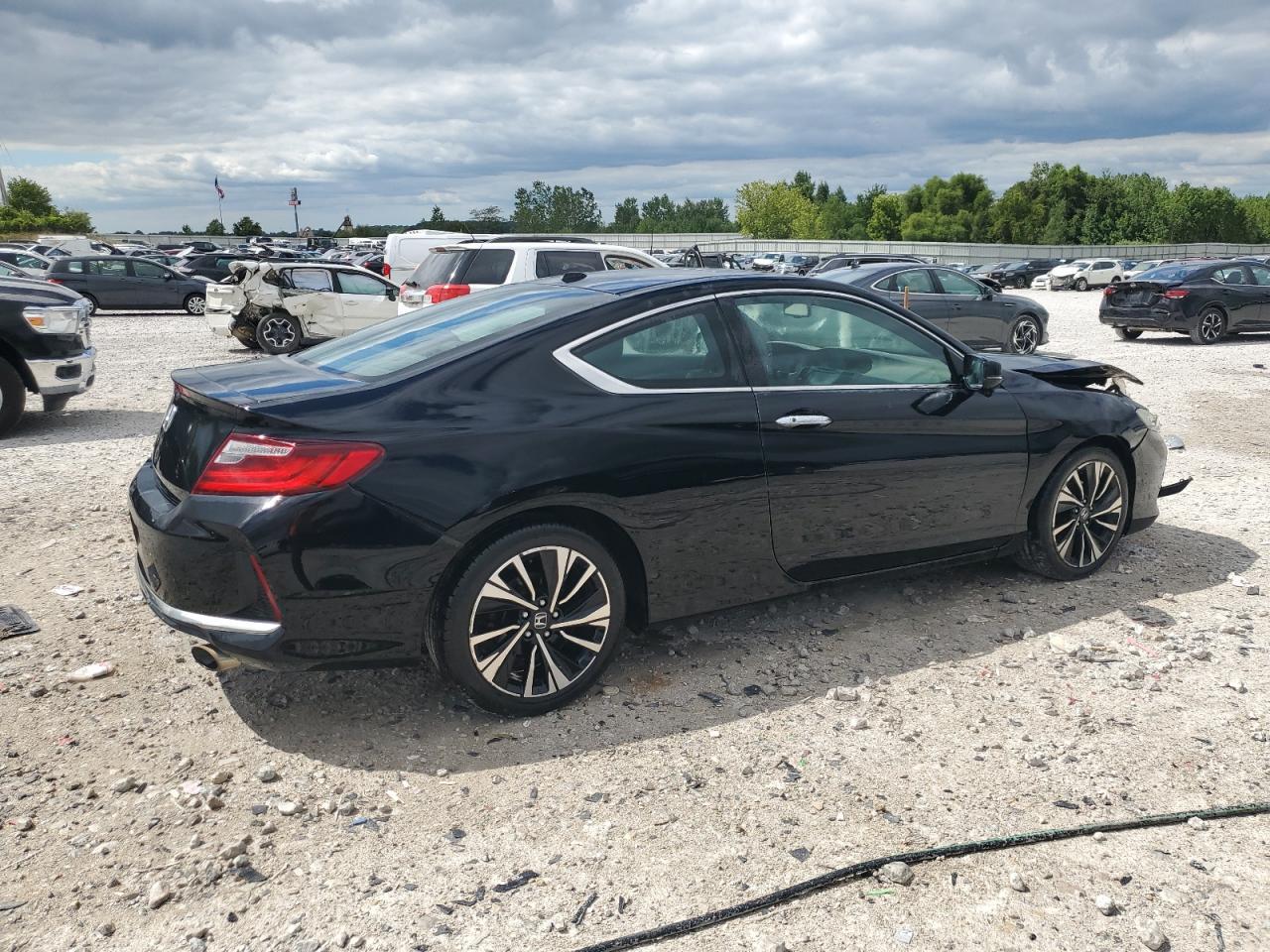 2017 HONDA ACCORD