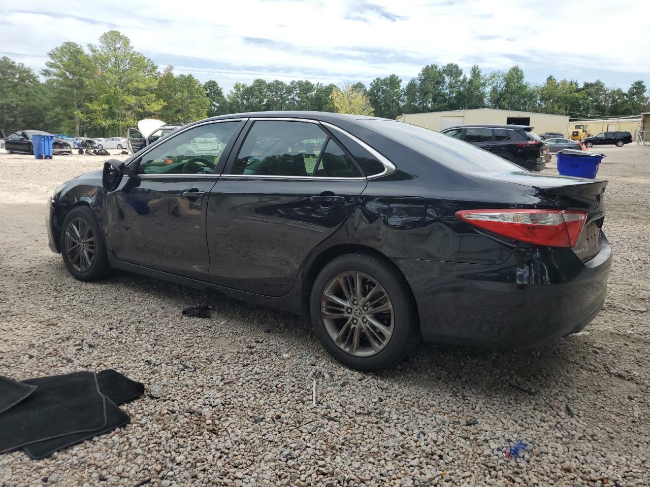 2015 TOYOTA CAMRY