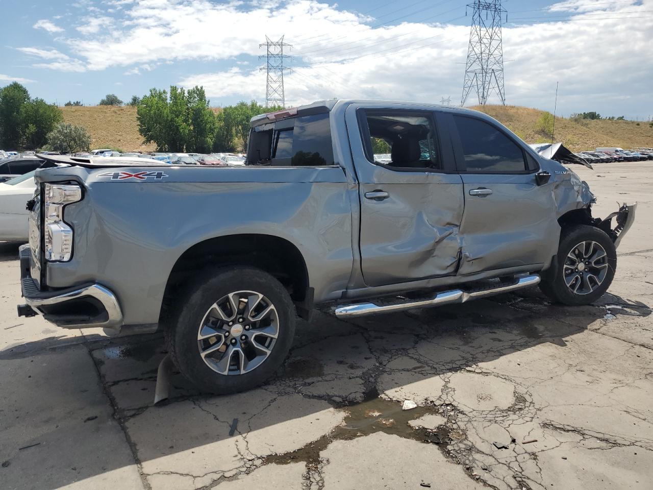 2025 CHEVROLET Silverado