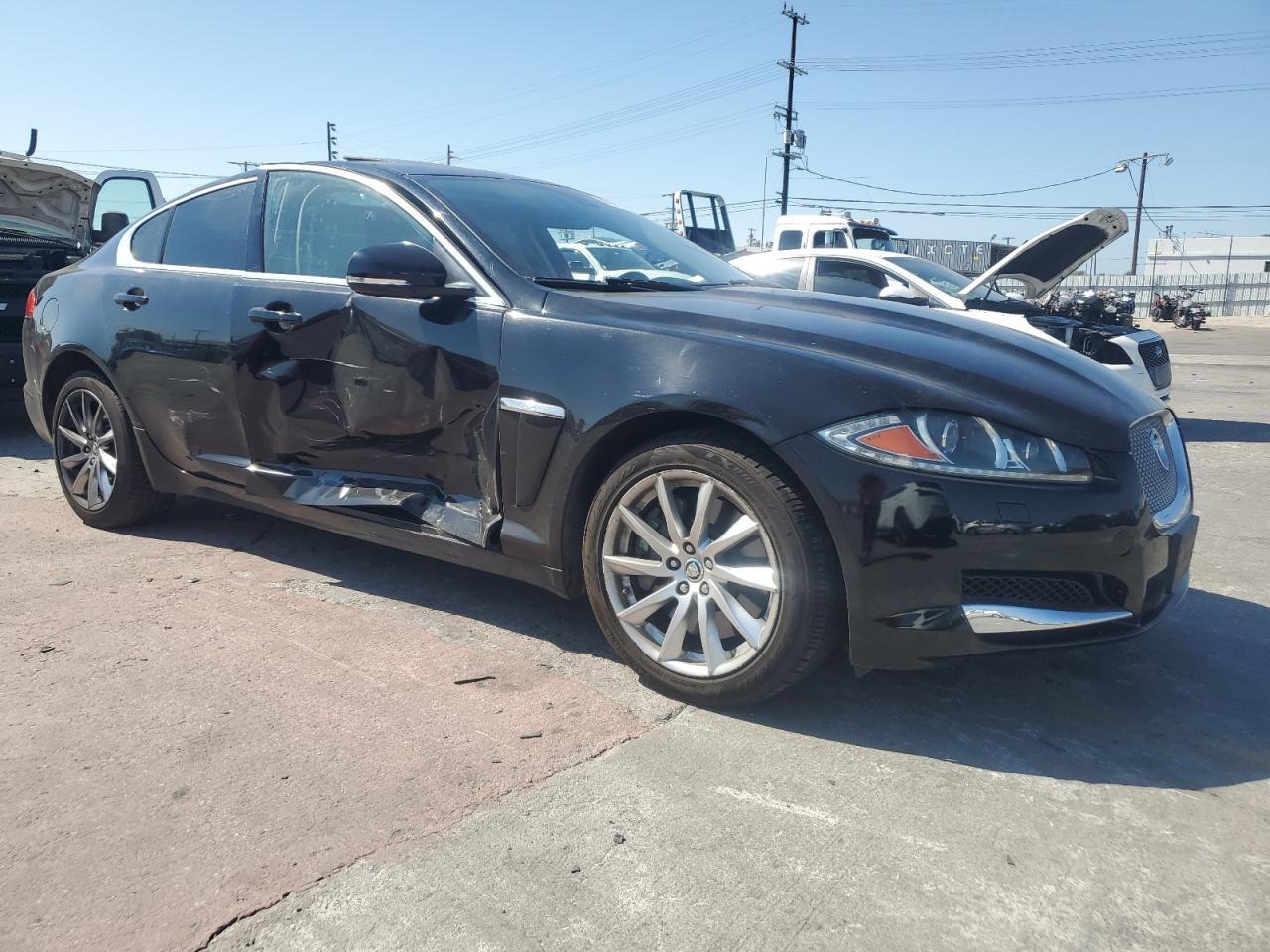 2013 JAGUAR XF
