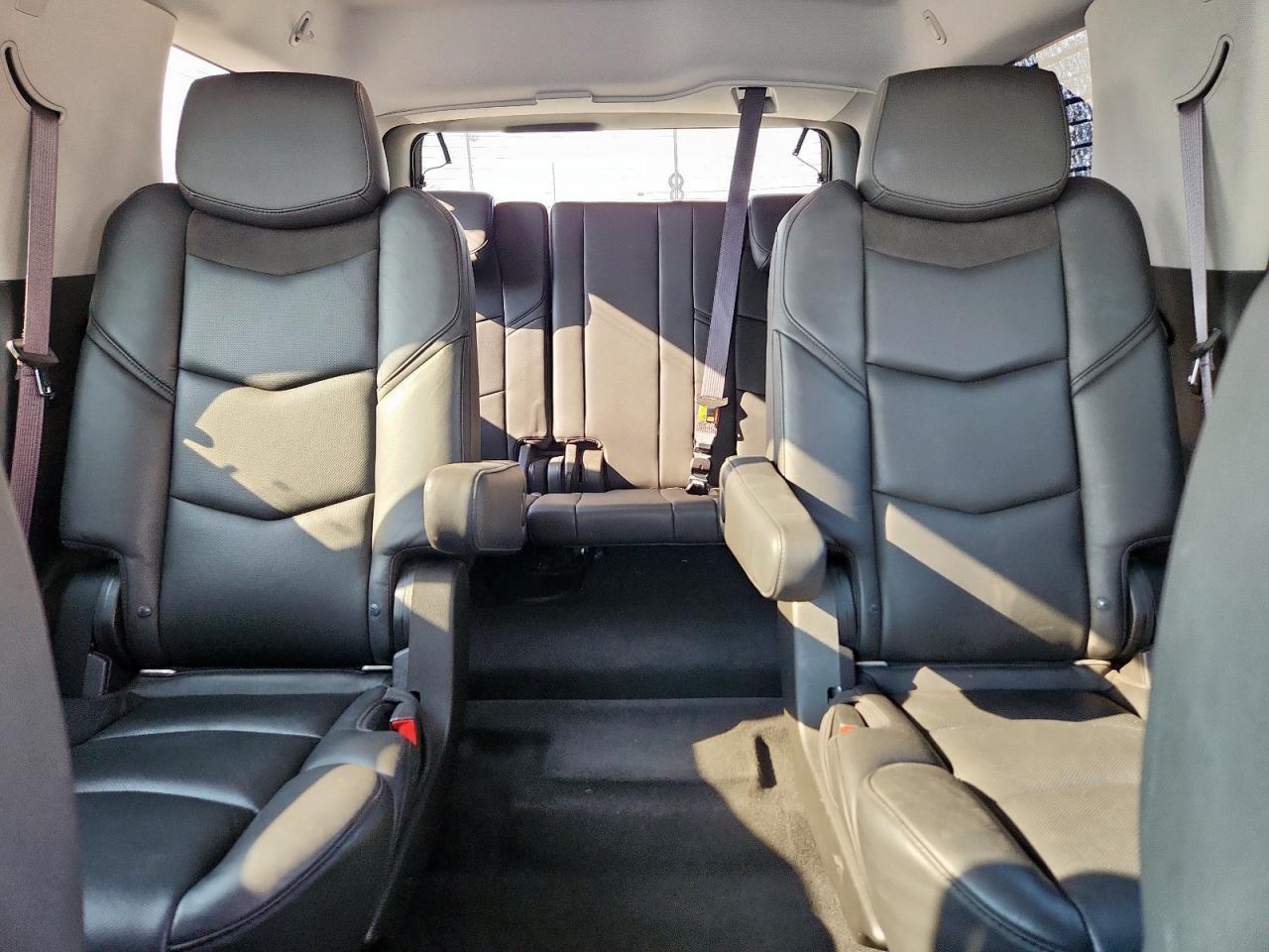 2017 CADILLAC ESCALADE