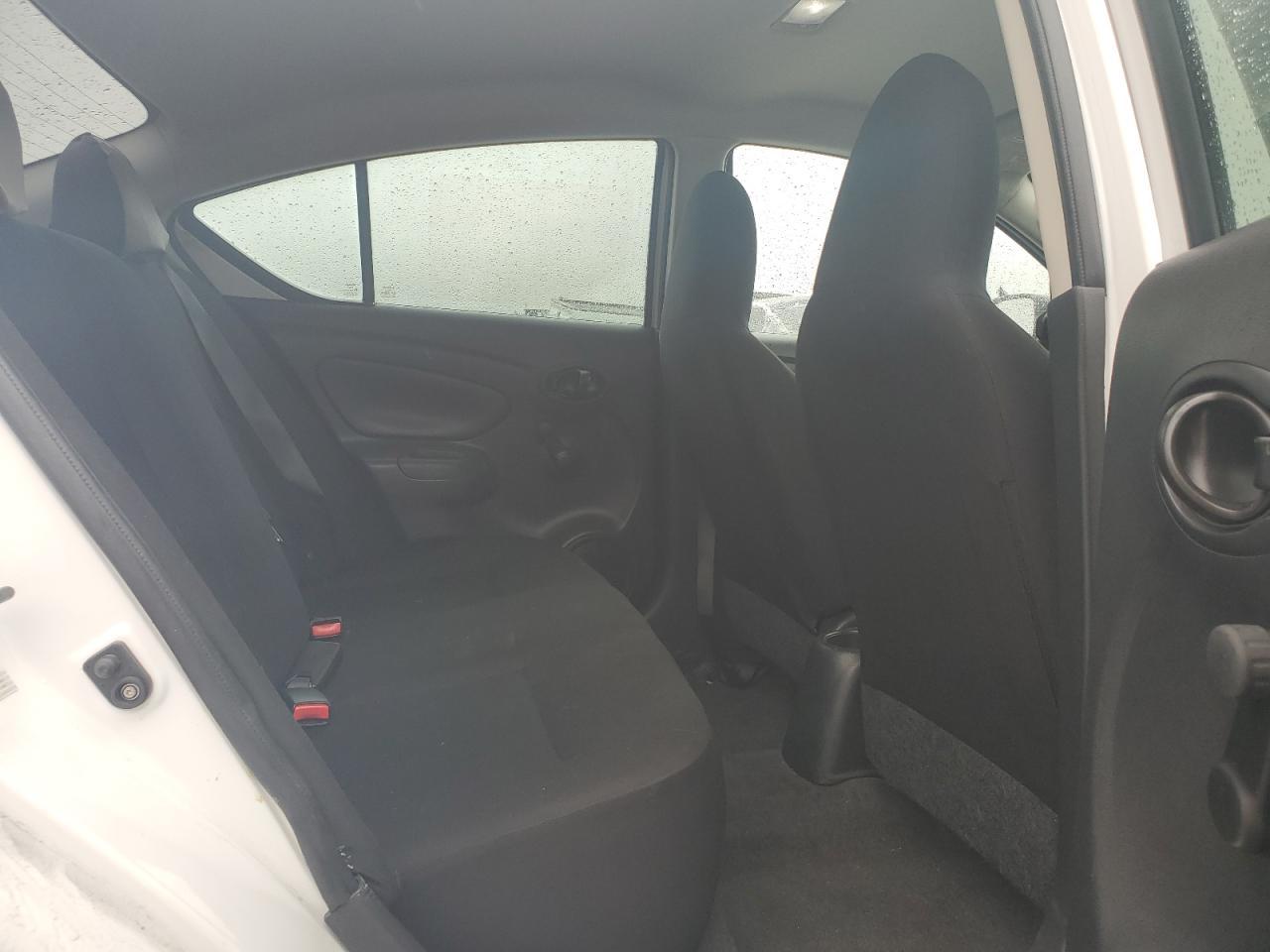 2014 NISSAN VERSA