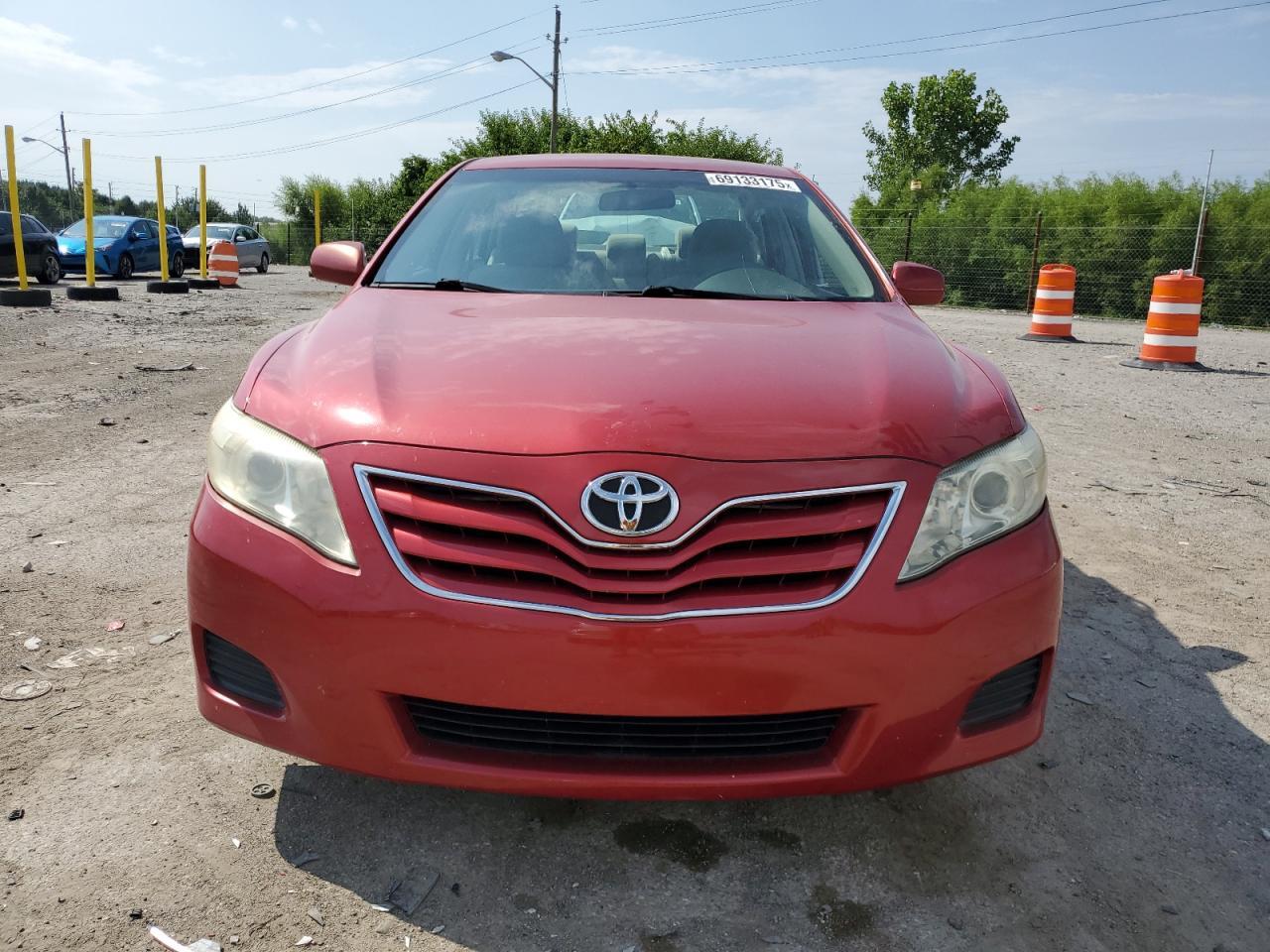 2011 TOYOTA CAMRY