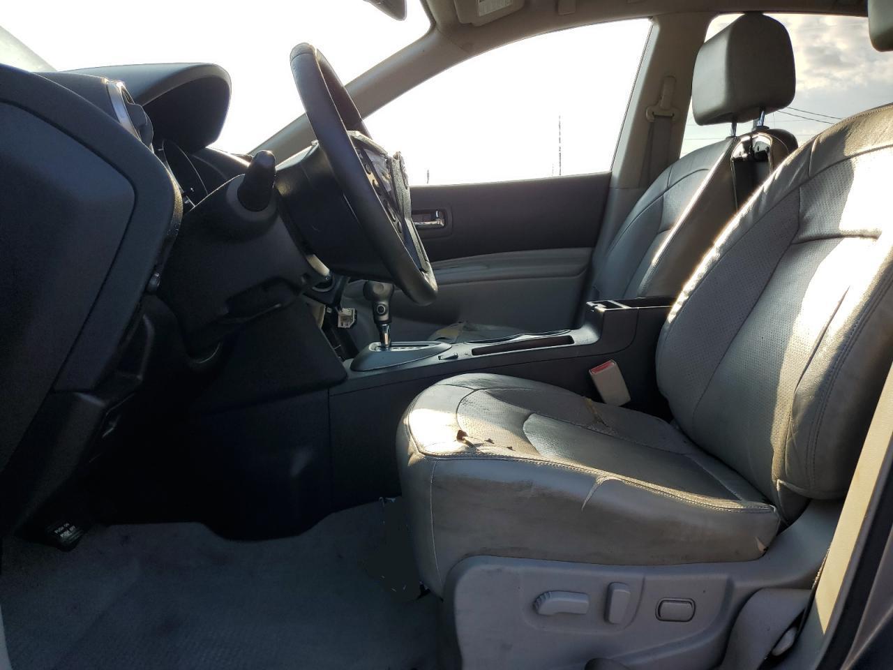 2010 NISSAN ROGUE
