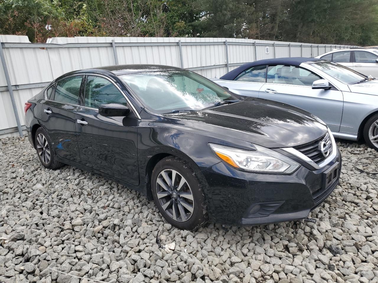 2017 NISSAN ALTIMA