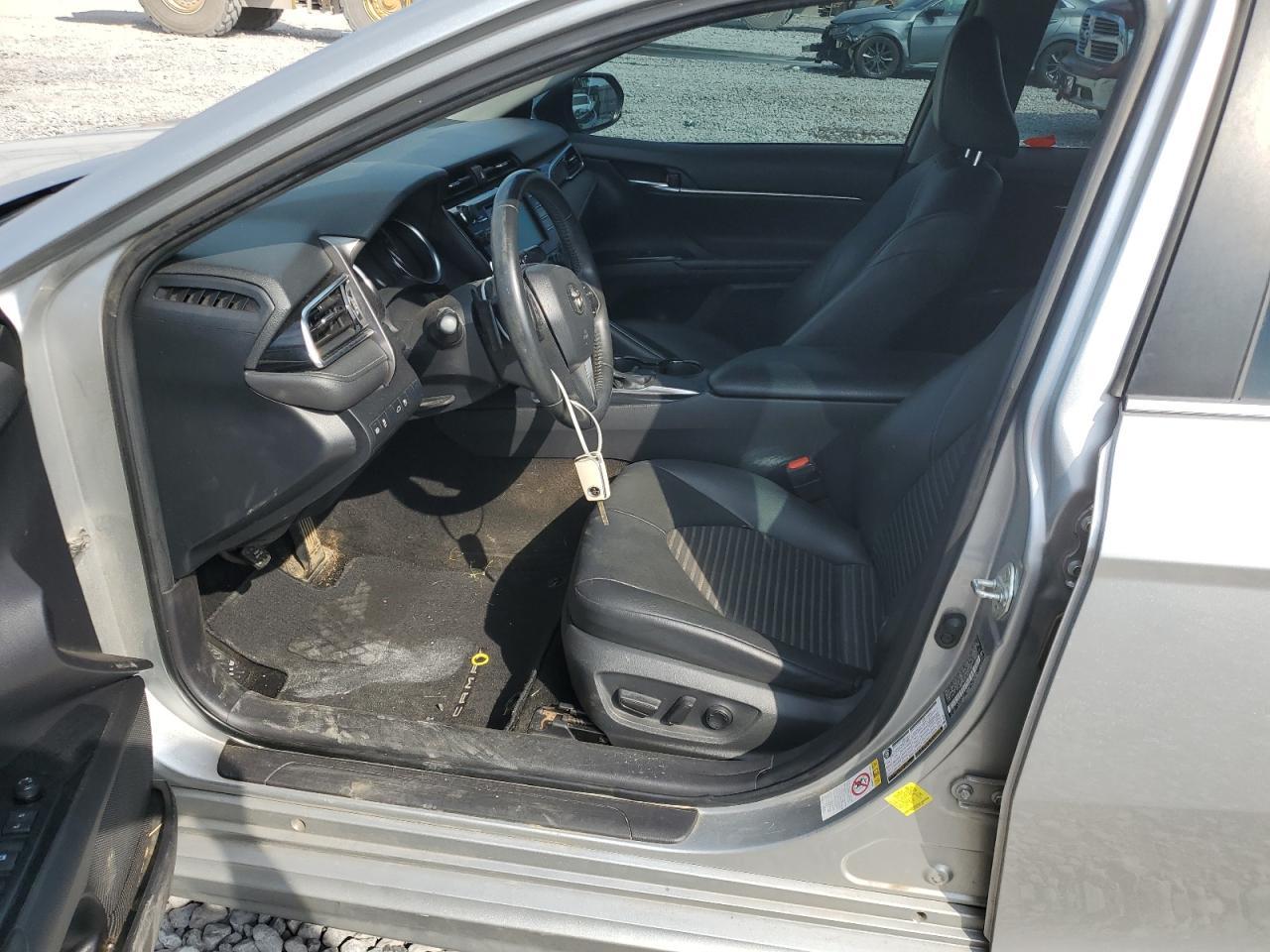 2018 TOYOTA CAMRY